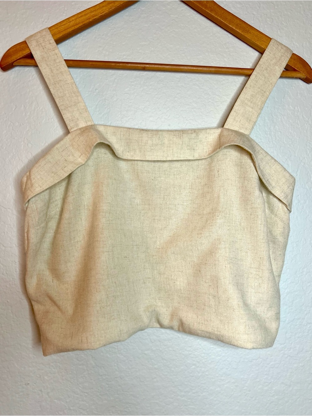 American Eagle Beige Linen blend cropped tank top, size Small NWOT